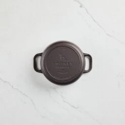 Smithey Ironware 3.5 Qt. Dutch Oven -Le Creu Grill Shop 3.5dutchbottom 720x 60dd208d 3198 4057 a3f7 7e195060ff87