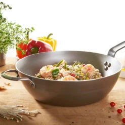 De Buyer MINERAL B Carbon Steel Country Fry Pan -Le Creu Grill Shop 5614 32 ambiance