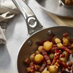 De Buyer MINERAL B PRO Carbon Steel Fry Pan -Le Creu Grill Shop 5680 2