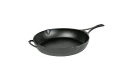 Lodge Blacklock *39* 12 Inch Triple Seasoned Cast Iron Skillet 7 Lodge Blacklock *39* 12 Inch Triple Seasoned Cast Iron Skillet -Le Creu Grill Shop BL39SK 9W2A2367