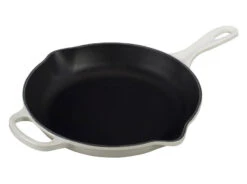 Le Creuset Signature Skillet - 10 1/4" 21 Le Creuset Signature Skillet - 10 1/4" -Le Creu Grill Shop LS2024 2616