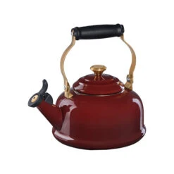 Le Creuset Classic Whistling Kettle -Le Creu Grill Shop RhoneKettle