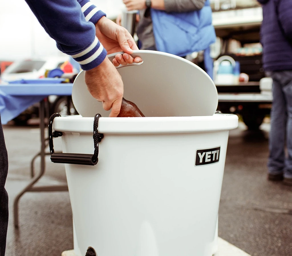YETI Tank Ice Bucket Lid - Image 2