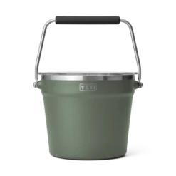 YETI Rambler Beverage Bucket -Le Creu Grill Shop W 220111 2H23 Color Launch site studio Drinkware Rambler Bev Bucket Camp Green Front Handle Up 0886 Primary B 2400x2400 bf930260 841a 4027 9658 d5933102f513