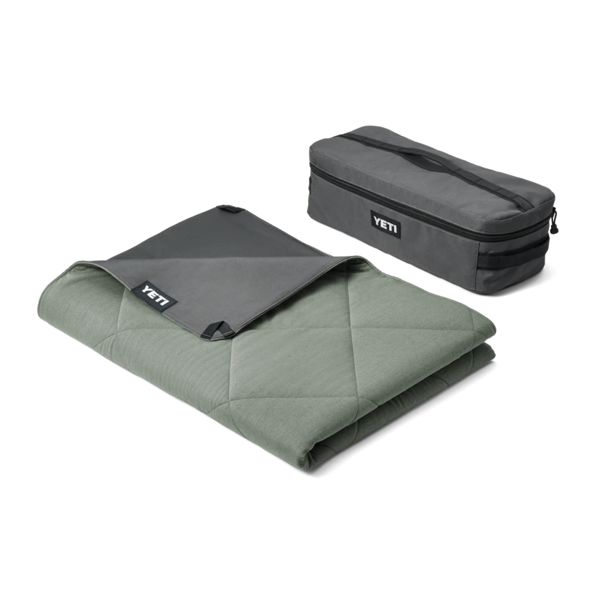 YETI Lowlands Waterproof Outdoor Blanket - Image 9