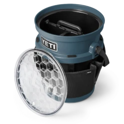 YETI The Fully Loaded Bucket -Le Creu Grill Shop W site studio Loadout Bucket Nordic Blue 3qtr Fully Loaded 1742 Primary B 2400x2400 c8627799 9631 48e3 9837 e3f531857098