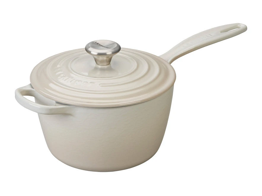Le Creuset Signature Saucepan 2 1/4 Qt. 3 Le Creuset Signature Saucepan 2 1/4 Qt.